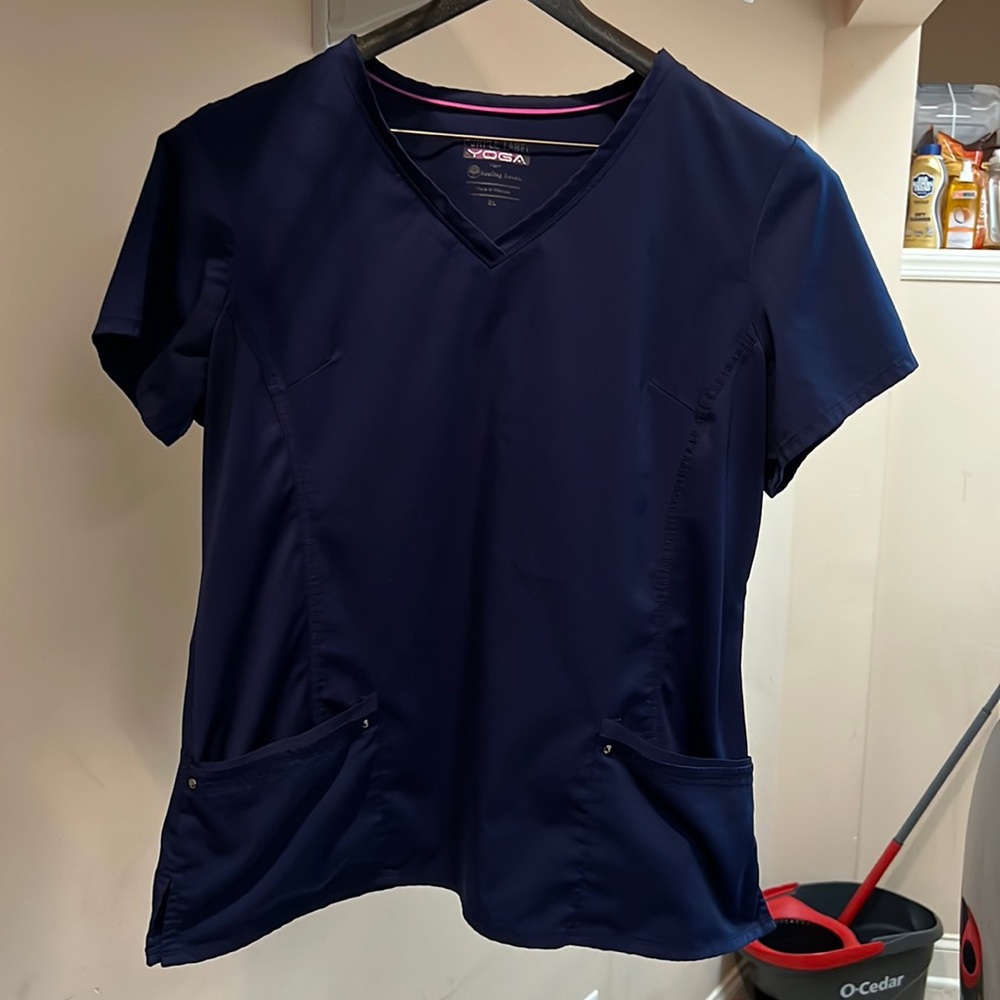 🔆LIKE NEW🔆 Healing Hands Purple Label Scrub Top